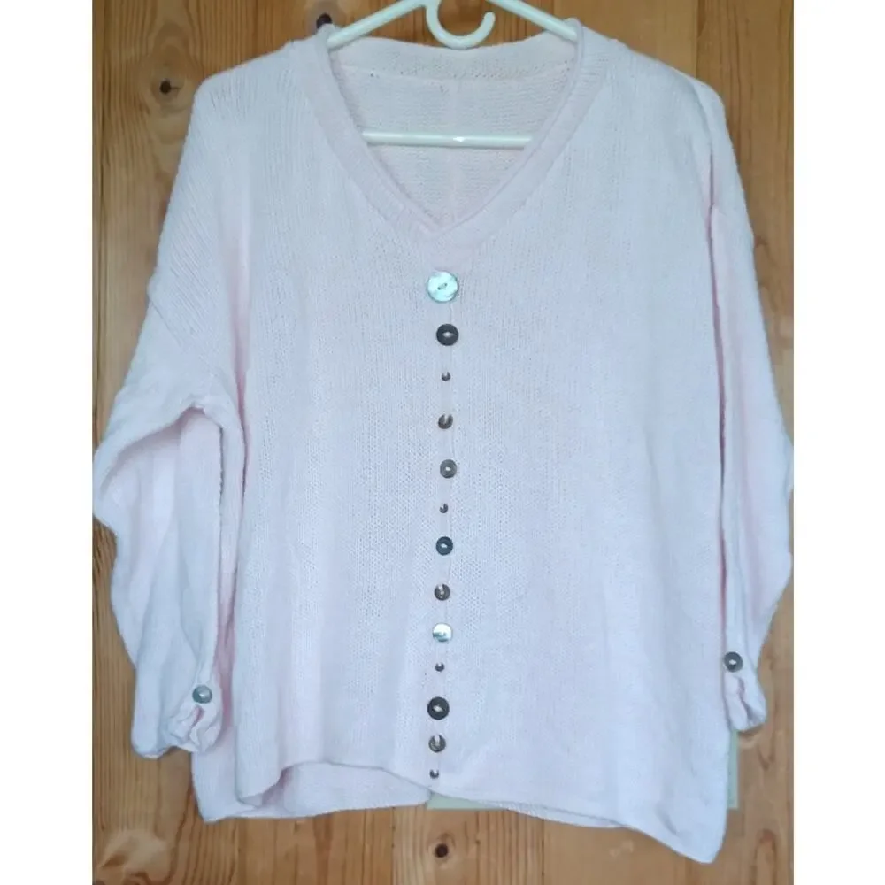 Petal Pink Hand Knit Sweater Women's XL Button Accents Exposed Seams Boxy Fit - Picture 3 of 5